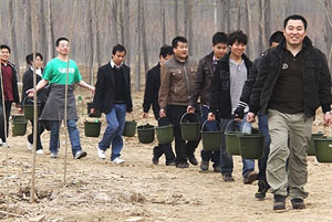 2010年三基麻豆影院91性欲91麻豆精品秘密入口公司春季植树活动