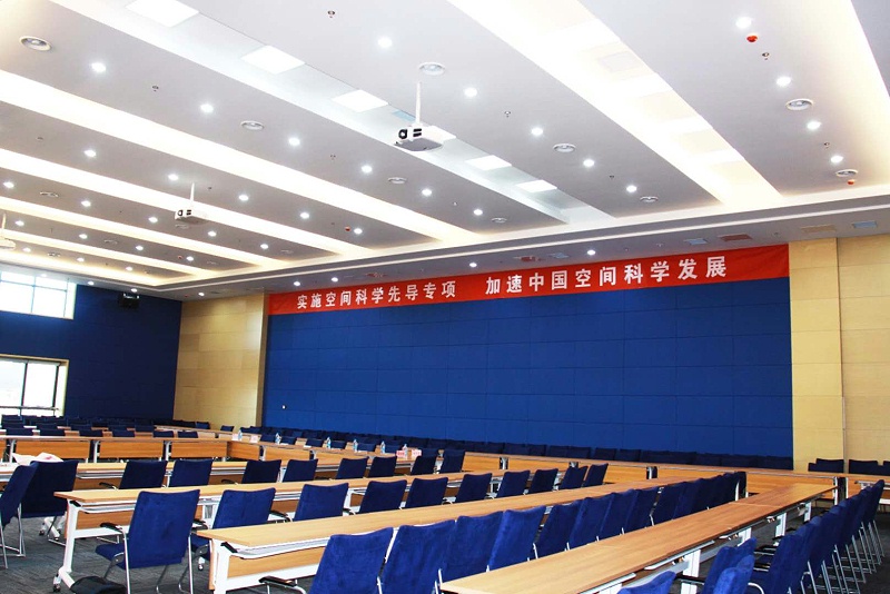 会议室91麻豆精品秘密入口设备连接时如何避免电流声 会议室91麻豆精品秘密入口设备连接时如何避免电流声