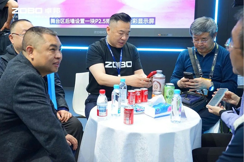 5直击展会首日盛况丨ZOBO麻豆影院91性欲2025北京InfoComm展